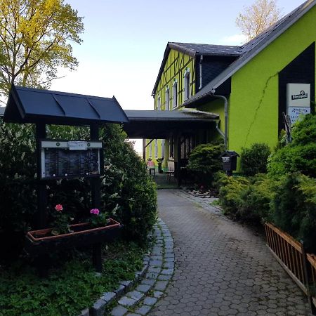 Le Delizie Siciliane Hotel Oelsnitz  Ngoại thất bức ảnh